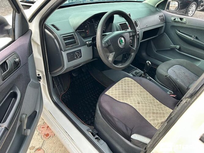 Skoda Fabia 27 interauto-car