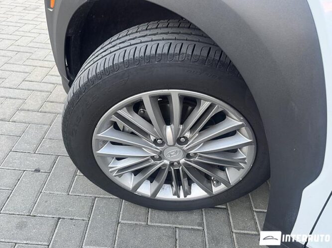 Hyundai Kona 51 interauto-car