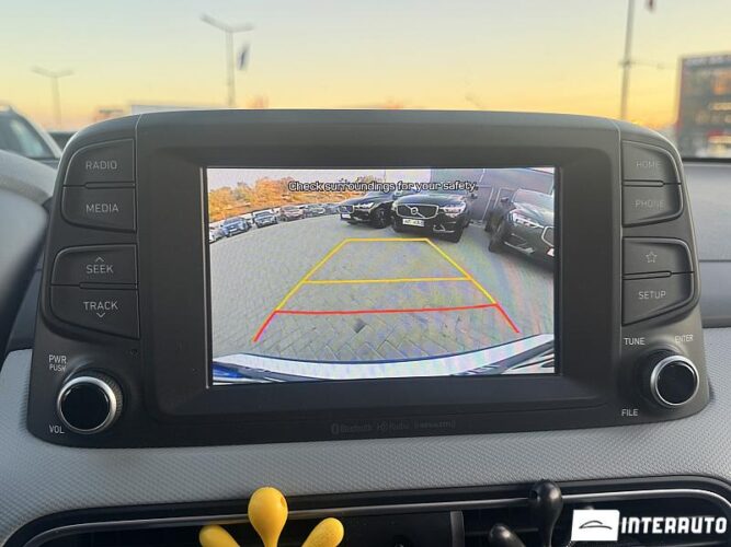 Hyundai Kona 44 interauto-car