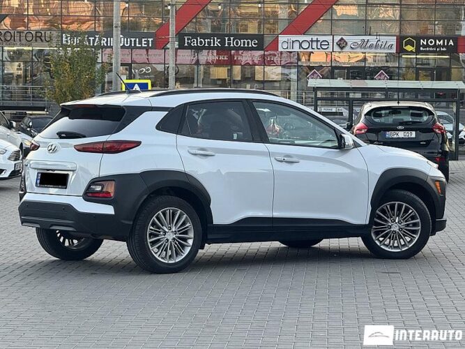 Hyundai Kona 37 interauto-car