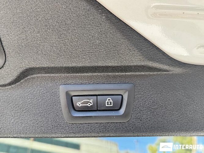 BMW X5 4.0e 62 interauto-car