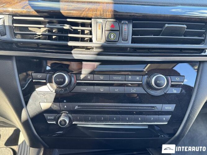 BMW X5 4.0e 48 interauto-car