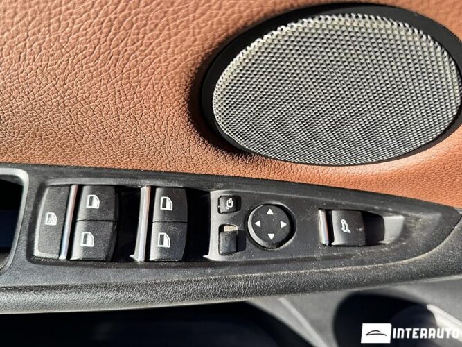 BMW X5 4.0e 58 interauto-car