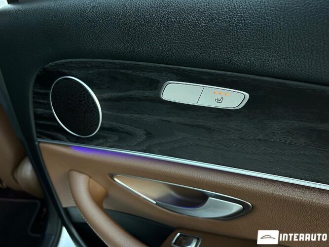 Mercedes E 220 53 interauto-car