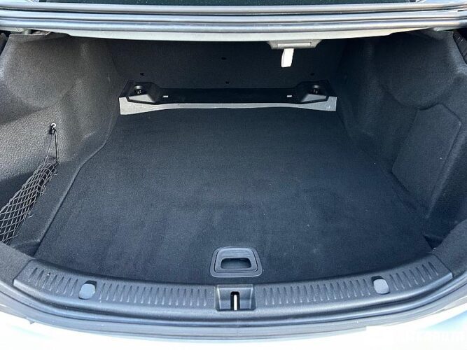Mercedes E 220 56 interauto-car
