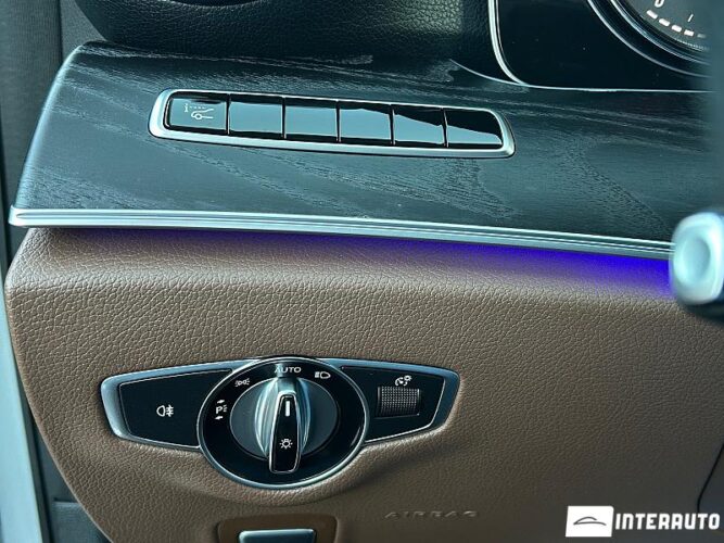 Mercedes E 220 42 interauto-car