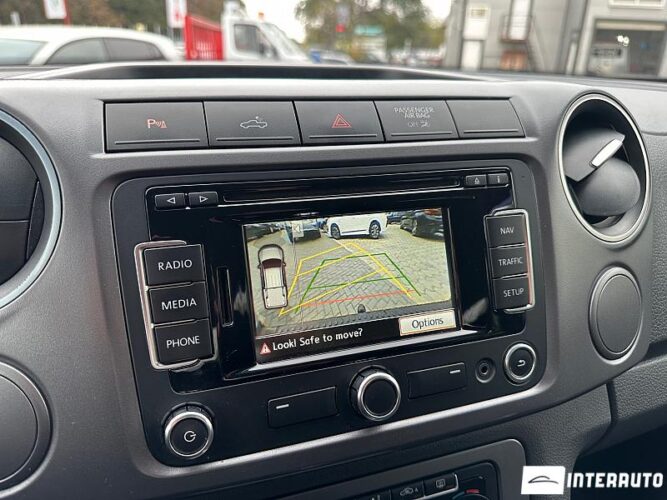 Volkswagen Amarok 39 interauto-car