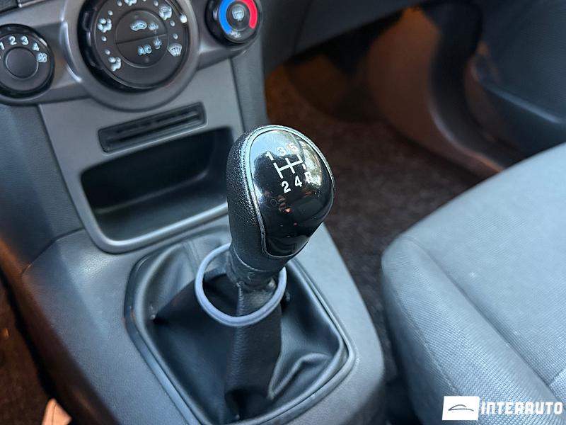 Ford Fiesta 23 automobil-interauto