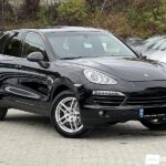 Porsche Cayenne S Hybrid 2013