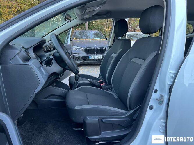 Dacia Duster 34 interauto-car