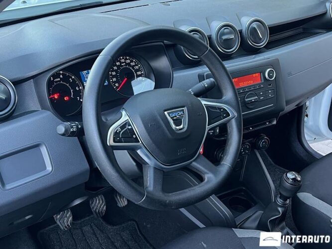 Dacia Duster 36 interauto-car