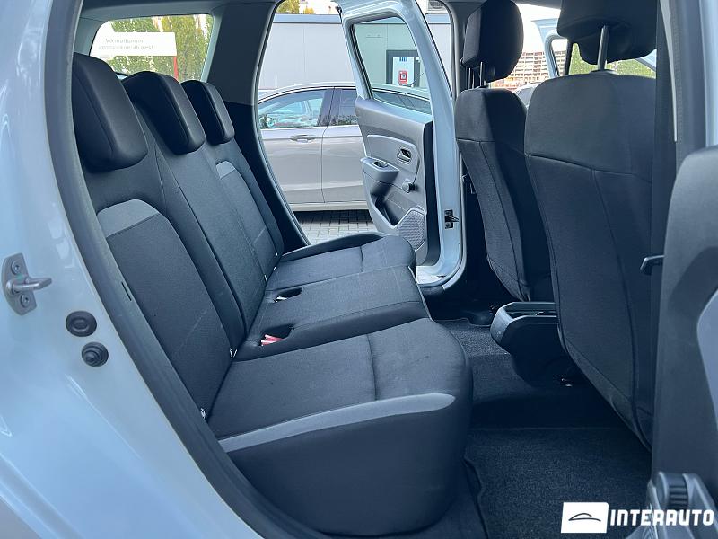 Dacia Duster 26 automobil-interauto