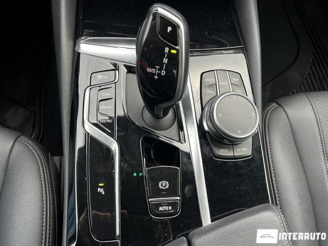 BMW 520 42 interauto-car