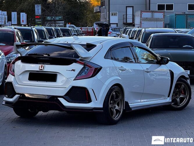 Honda Civic Type R 30 interauto-car
