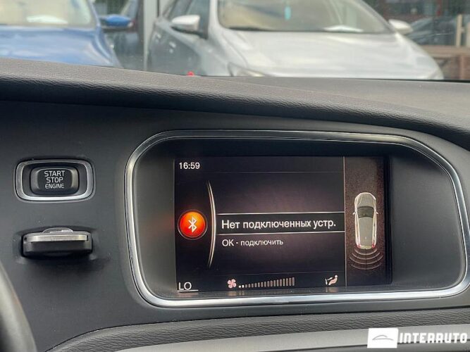 Volvo V 40 39 interauto-car