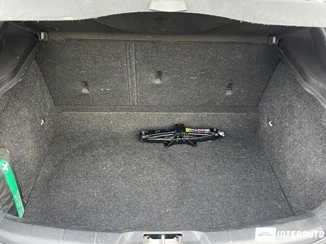 Volvo V 40 44 interauto-car