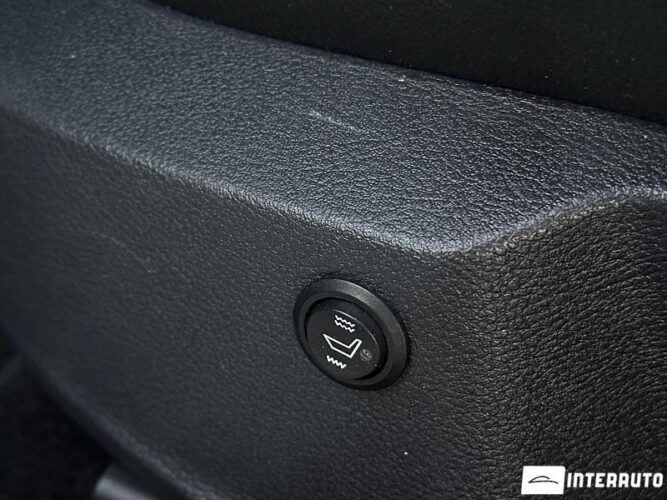 Volkswagen Golf GTE 44 interauto-car