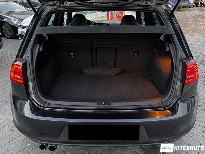 Volkswagen Golf GTE 46 interauto-car