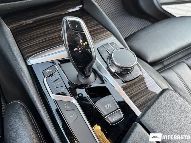 BMW 530 50 interauto-car