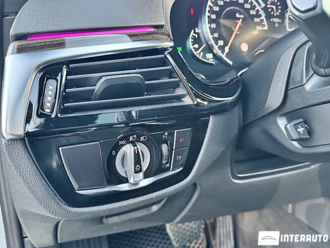 BMW 530 58 interauto-car