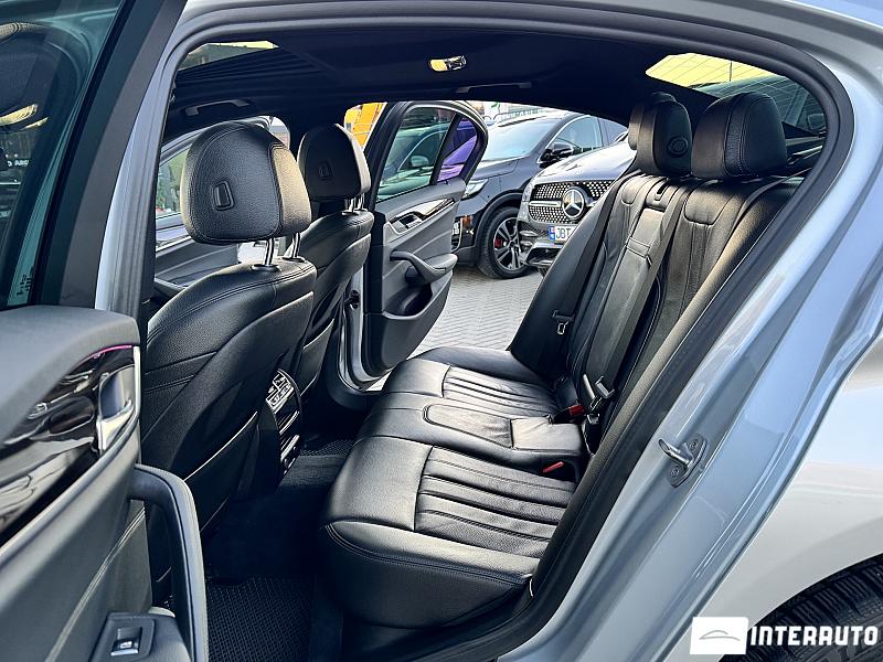BMW 530 25 automobil-interauto
