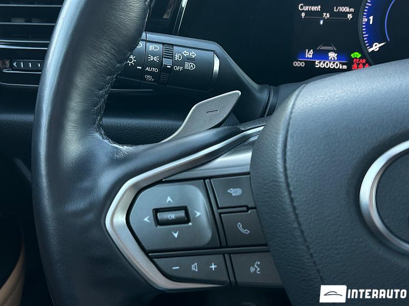 Lexus NX 350H 19 automobil-interauto