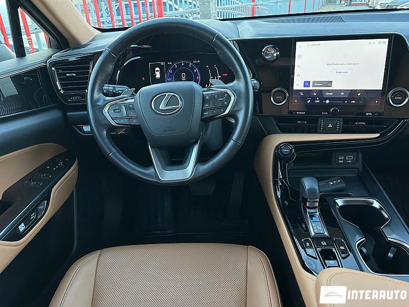 Lexus NX 350H 18 automobil-interauto