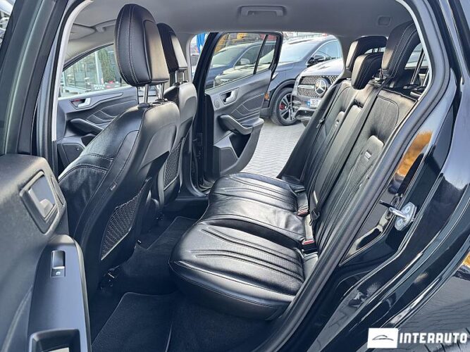Ford Focus 56 interauto-car