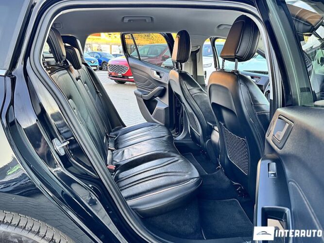 Ford Focus 58 interauto-car
