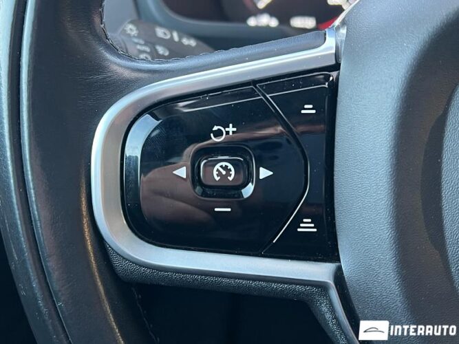 Volvo XC 90 59 interauto-car