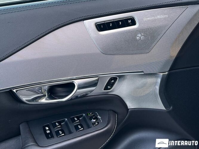 Volvo XC 90 54 interauto-car