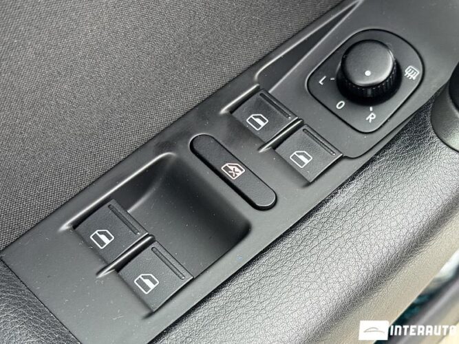 Volkswagen Passat 47 interauto-car