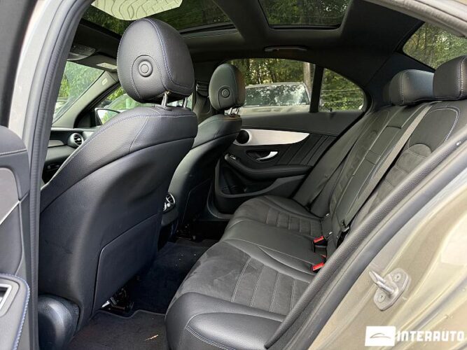 Mercedes C 300e 49 interauto-car