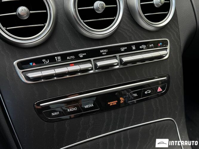 Mercedes C 300e 44 interauto-car