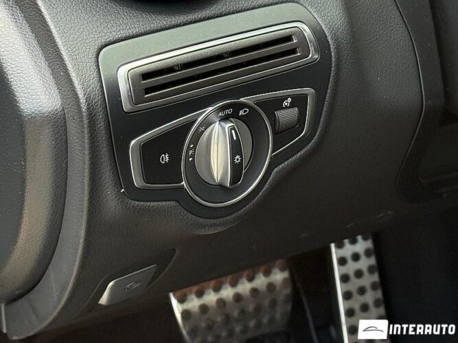 Mercedes C 300e 38 interauto-car