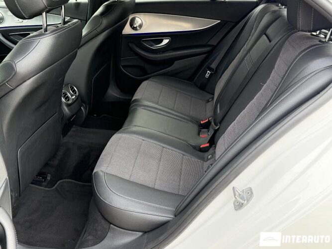 Mercedes E 200 53 interauto-car