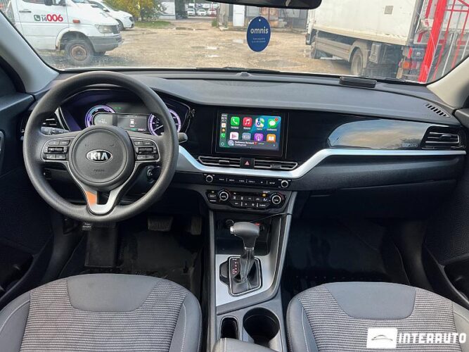 Kia Niro 33 interauto-car