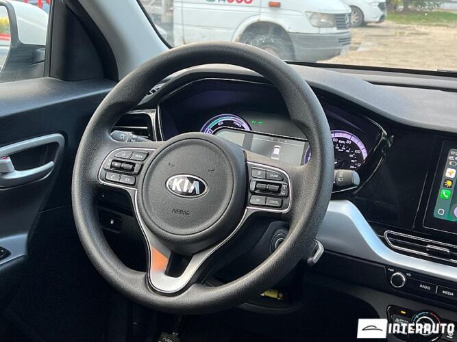 Kia Niro 35 interauto-car