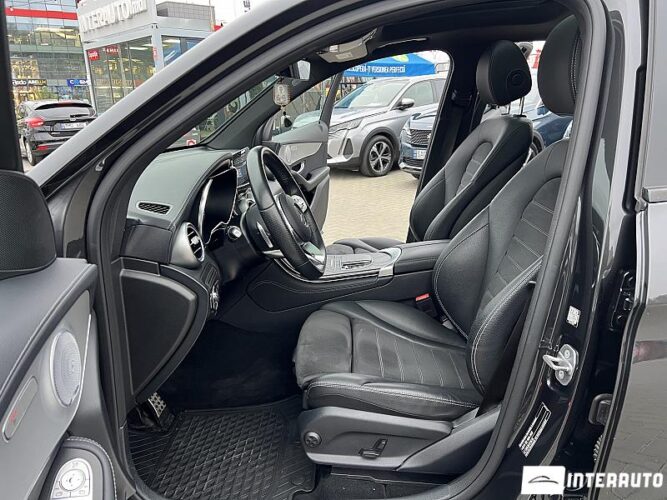 Mercedes GLC 300 41 interauto-car