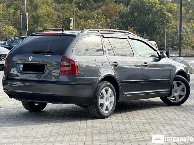 Skoda Octavia 33 interauto-car