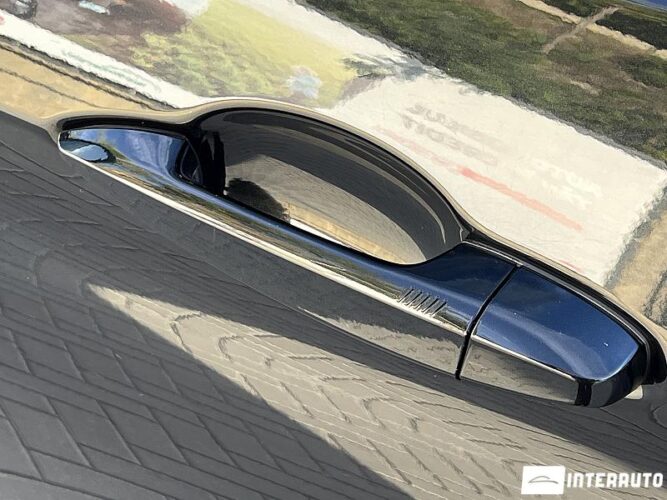 BMW X6 4.0D 57 interauto-car