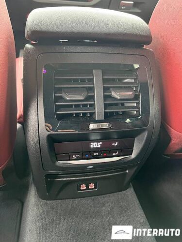 BMW X4 2.0D 53 interauto-car