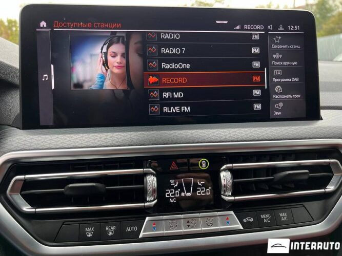 BMW X4 2.0D 45 interauto-car