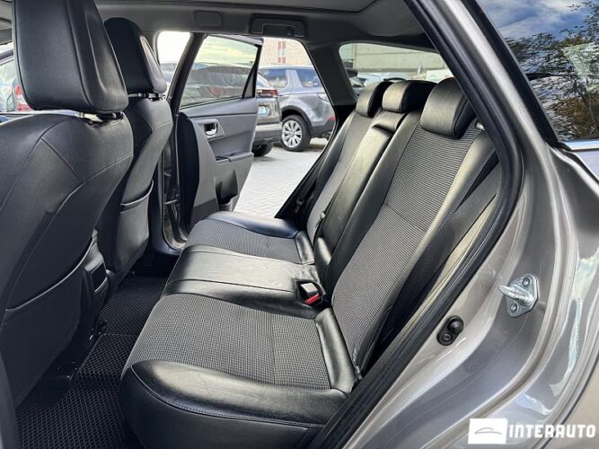 Toyota Auris 53 interauto-car