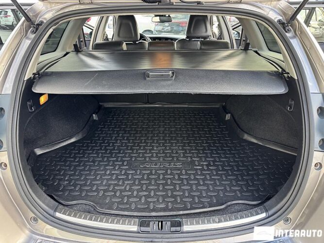 Toyota Auris 52 interauto-car