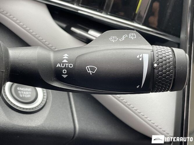 Geely Atlas 44 interauto-car