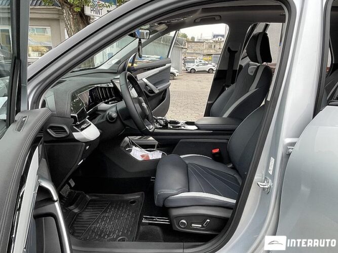 Geely Atlas 40 interauto-car