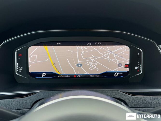 Volkswagen Arteon 44 interauto-car