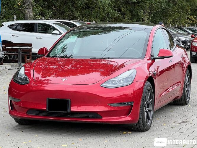 Tesla Model 3 30 interauto-car