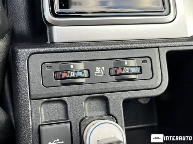 Toyota Land Cruiser Prado 40 interauto-car